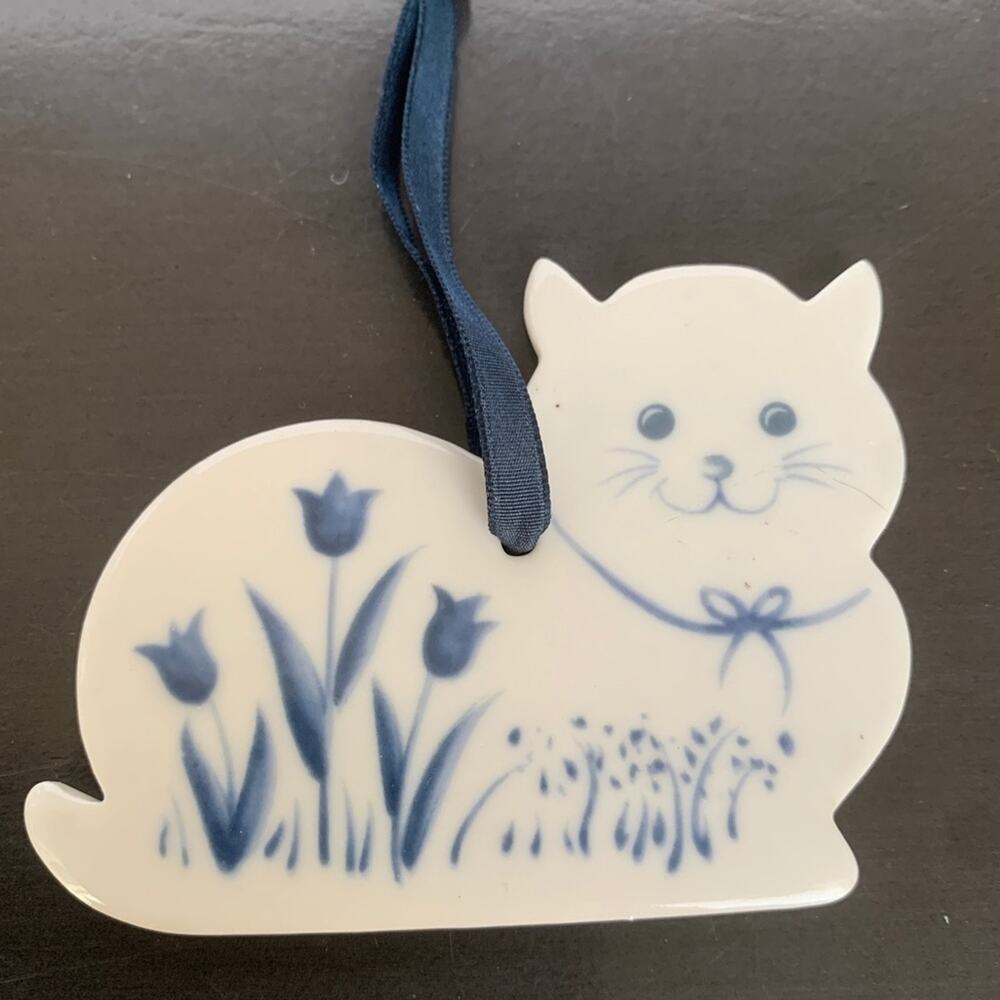 Vintage Russ Porcelain Cat Ornament